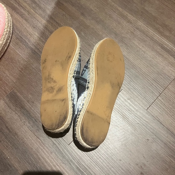 Dior Shoes size 37/5 but  undersized so better 36/5 sizes - Picture 3 of 6